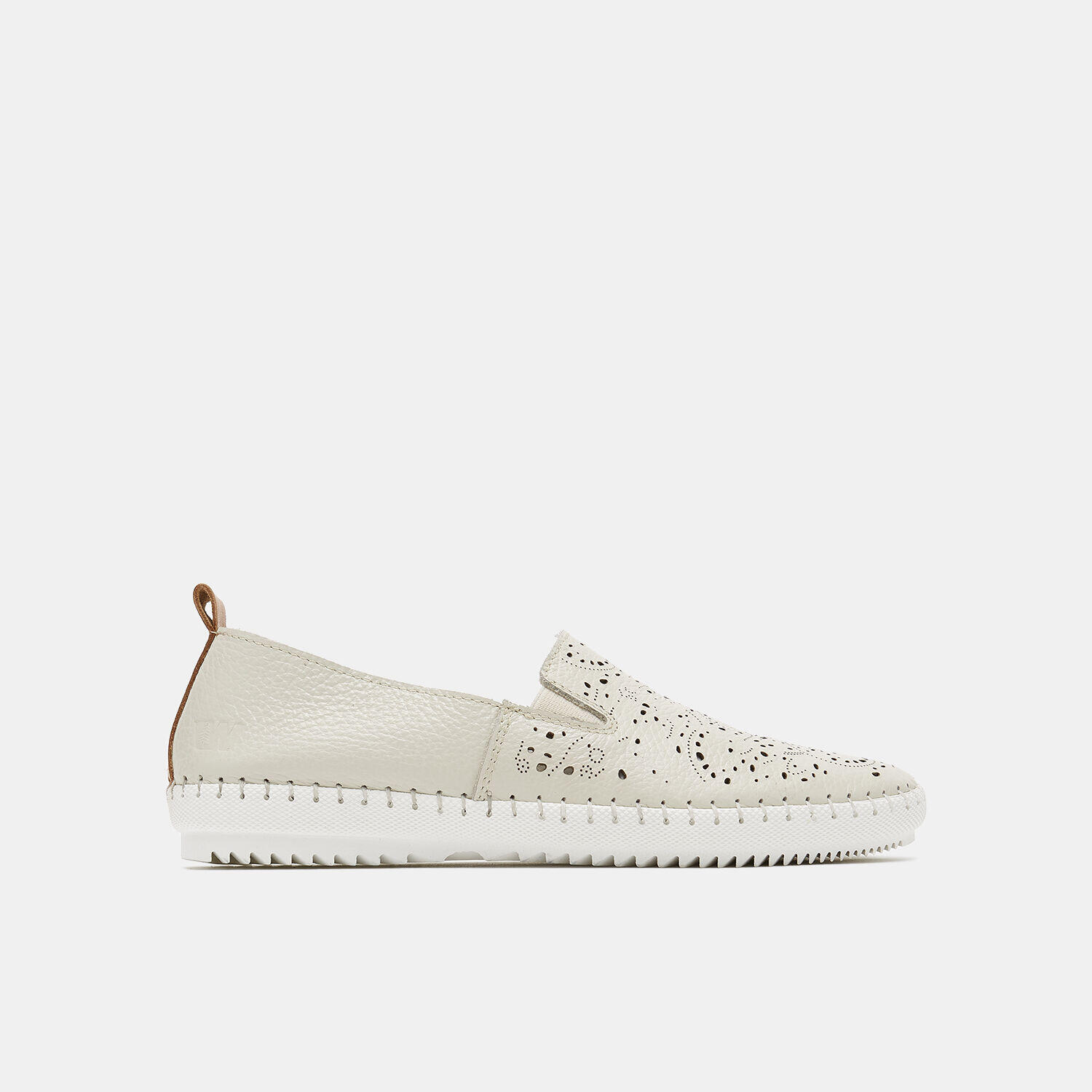 Mocassins en cuir ajouré 1/6