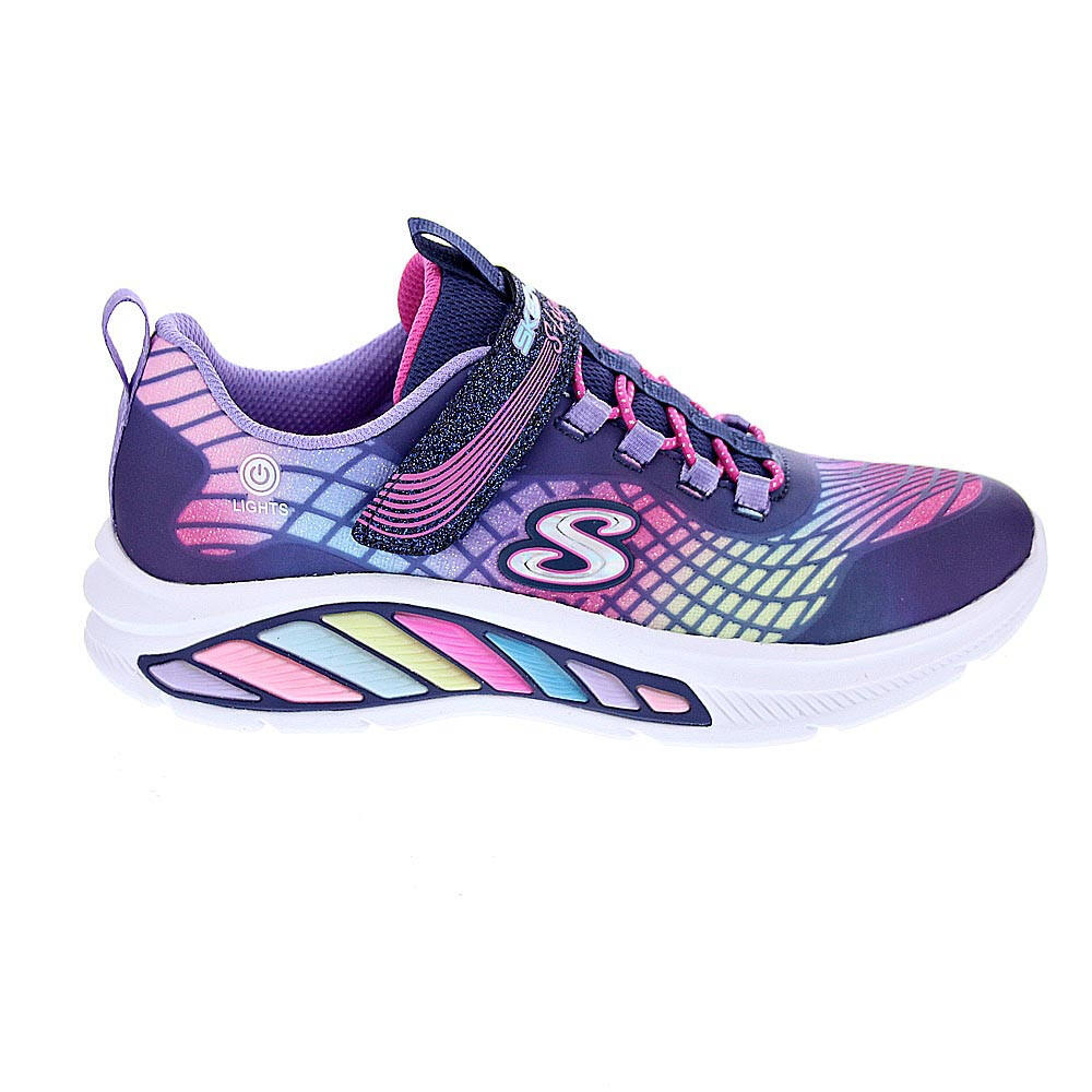 SKECHERS picture