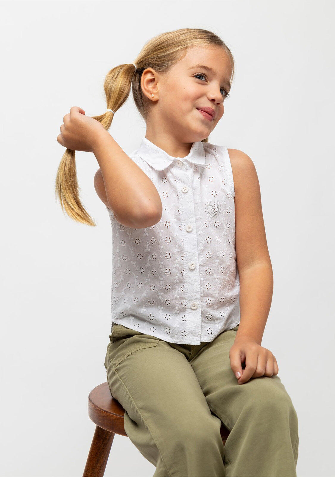 Camisa de Niña Troquelada Blanco 3/3