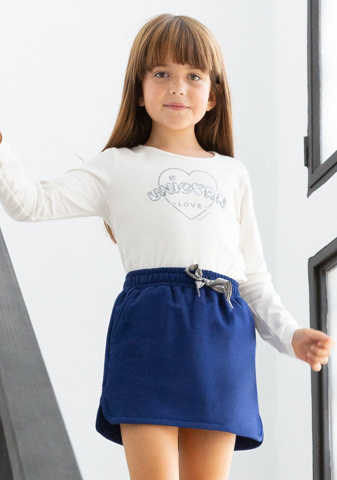 Camiseta de Niña De Manga Larga en Blanco con Estampado de Lentejuelas 3/4