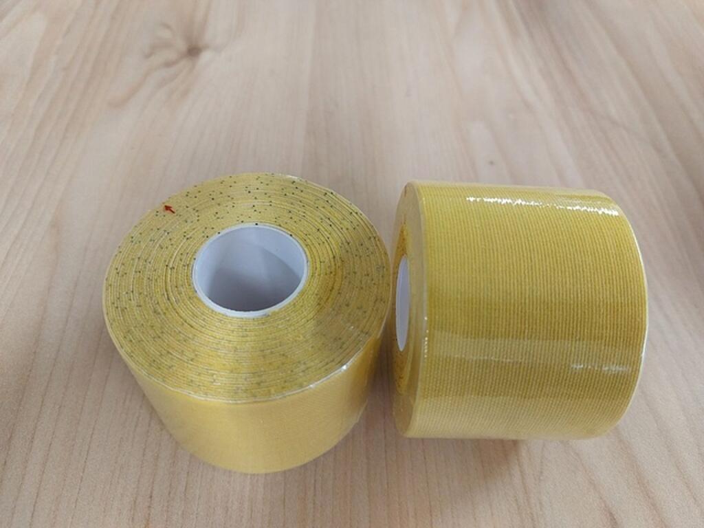 Taśma kinezjologiczna Pure2Improve 4/7