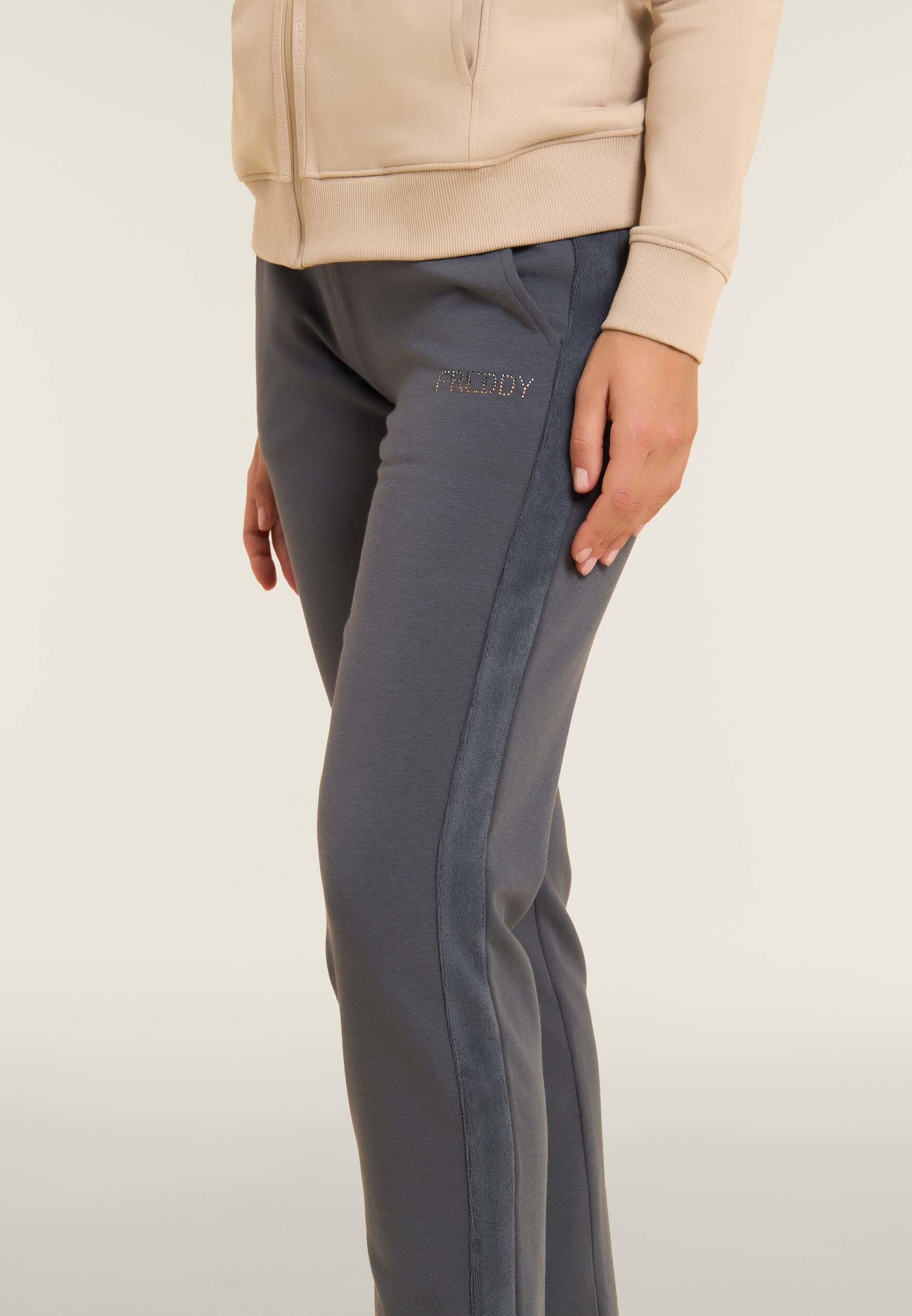 Pantalon de sport pour femmes avec pièce décorative en velours 4/4