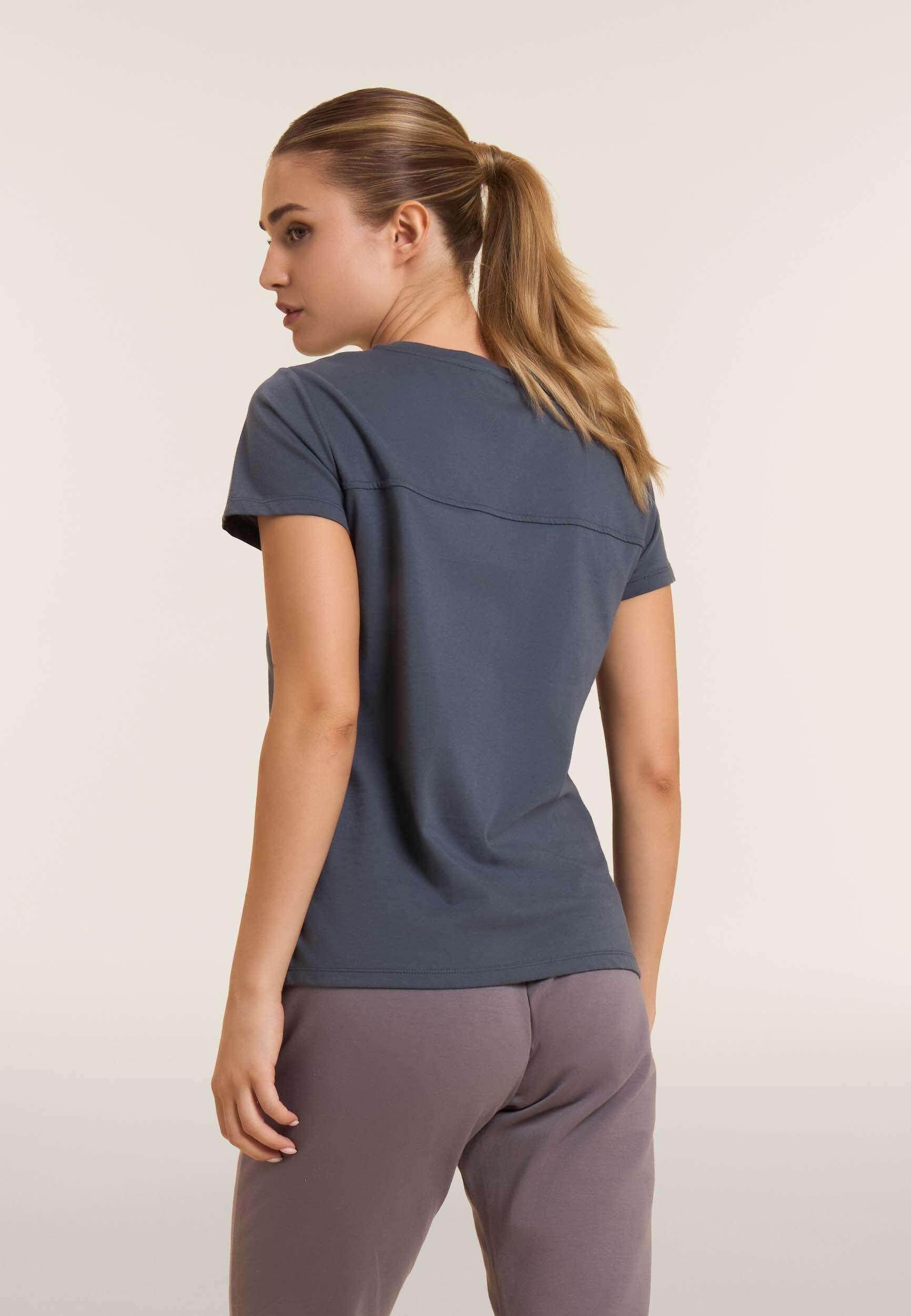 T-shirt con logo e grafica geometrica 3/4