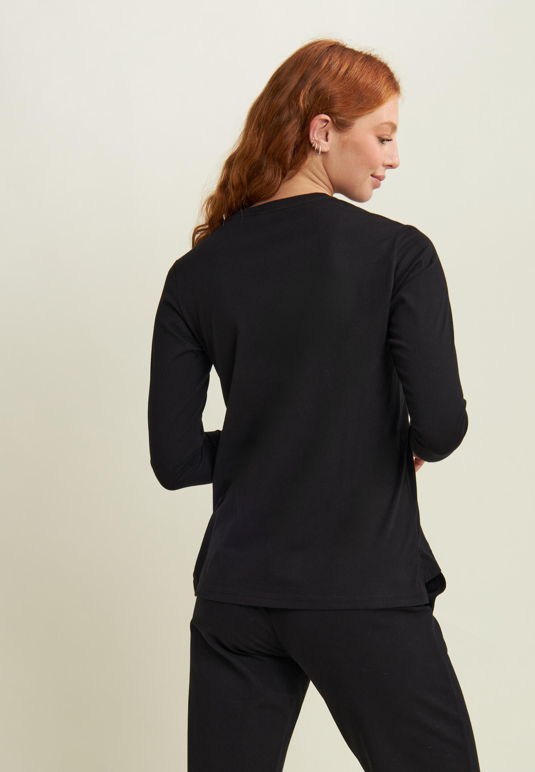 T-shirt comfort manica lunga con retro stampato 2/4