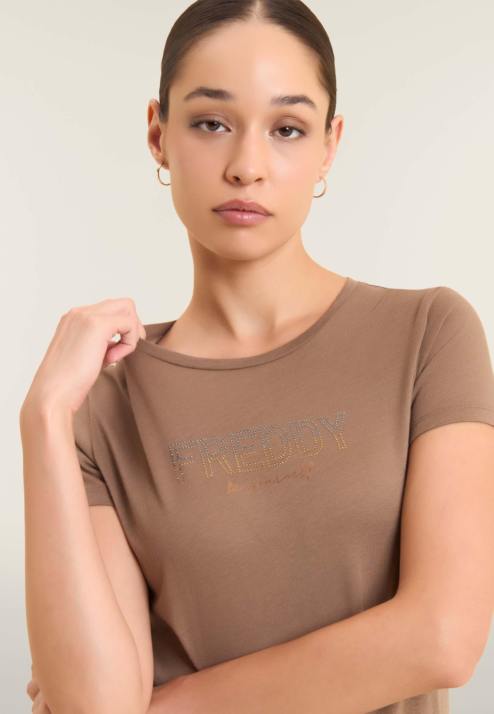 T-shirt donna con mini spacchi laterali e logo in strass 3/4
