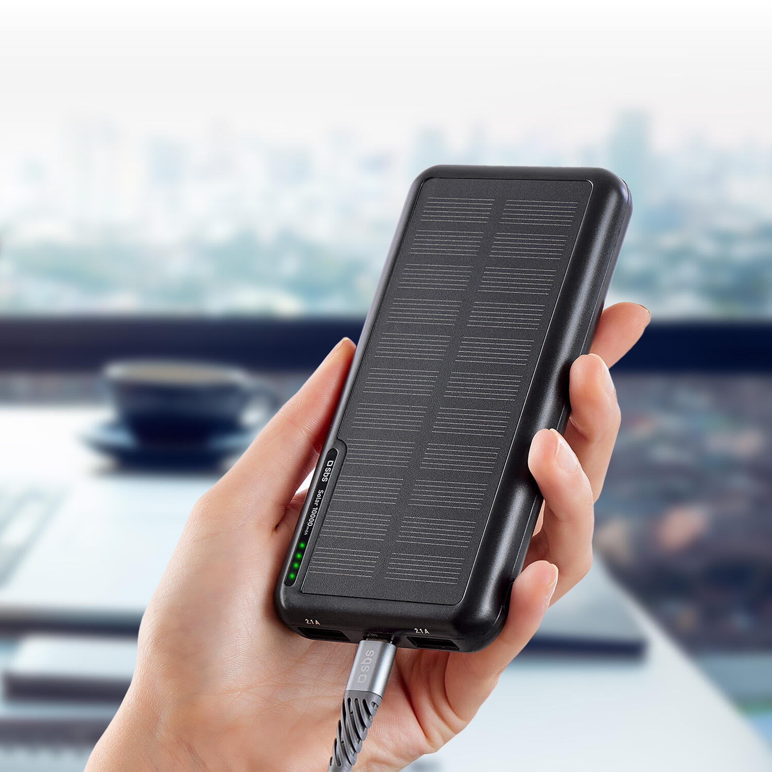A ADDTOP Power Bank Solare 10000mAh - Caricabatterie Rapido 15W Per
