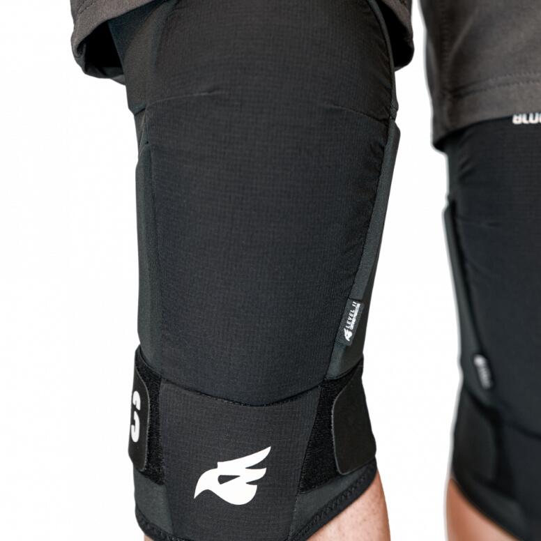 Genouillères VTT Bluegrass 3Straps Noir 3/4