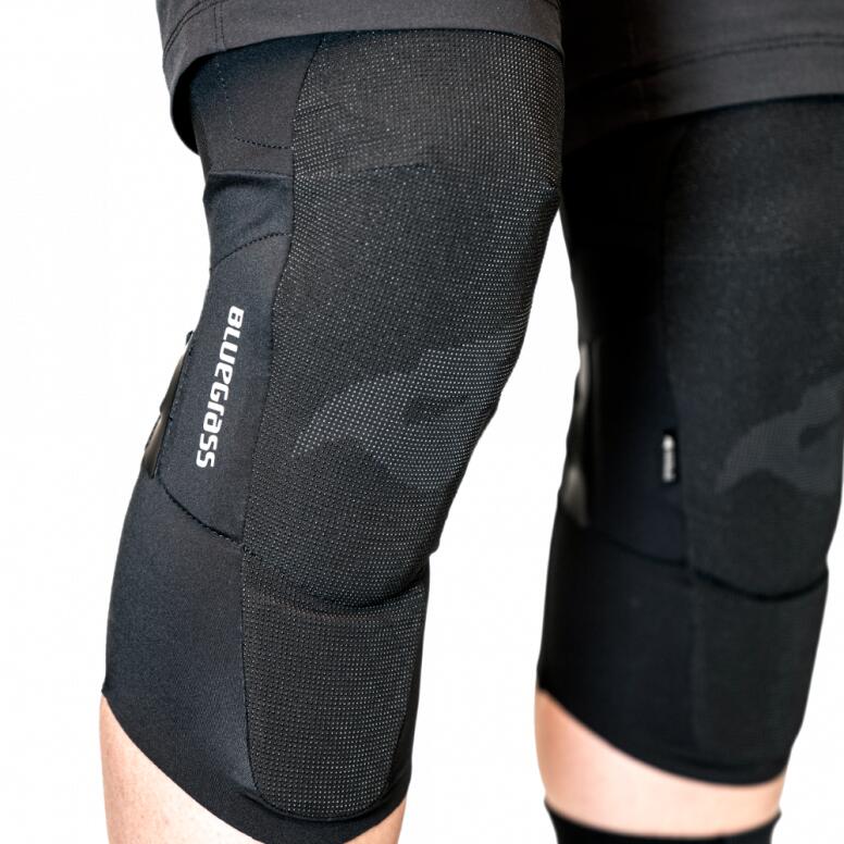 Bluegrass Aura Core Knee Pads Black 2/4