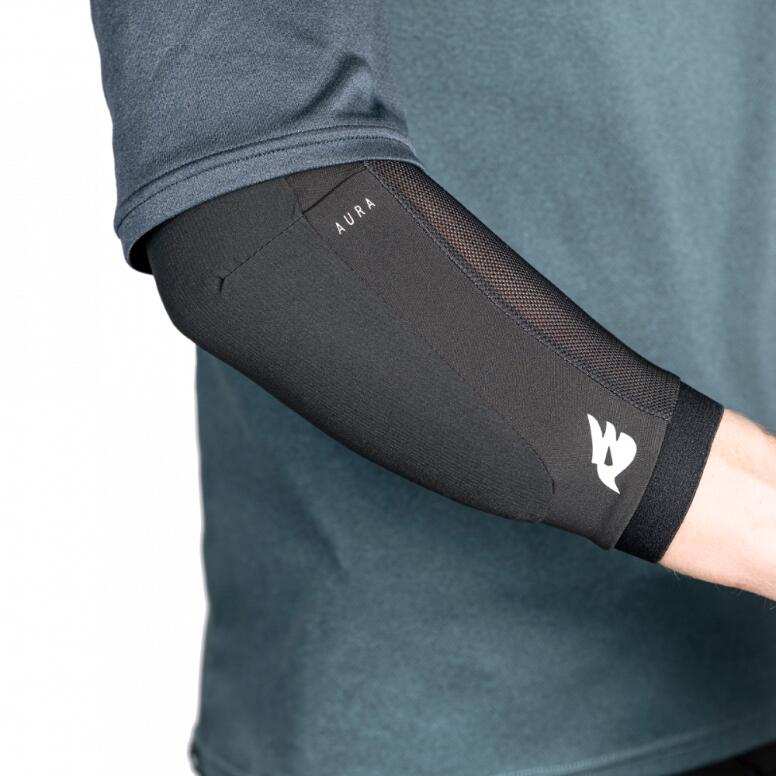 Bluegrass Aura Elbow Black, Gr. M 4/6