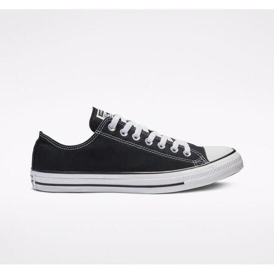 Chaussures pour homme Converse All star noir.