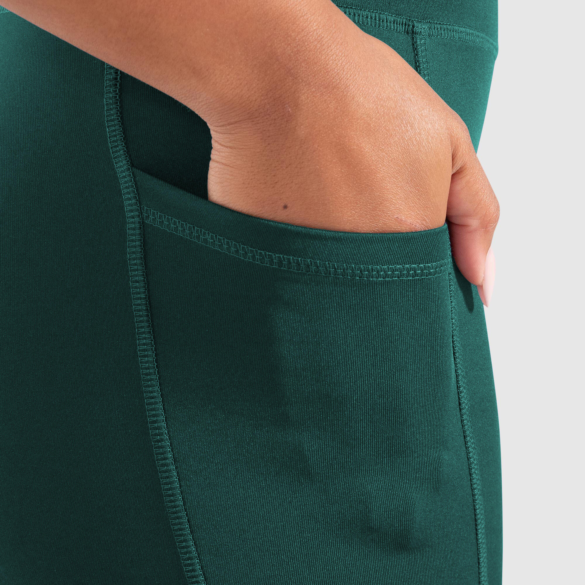 Damen Short Leggings Temmy Dunkelgrün 5/5