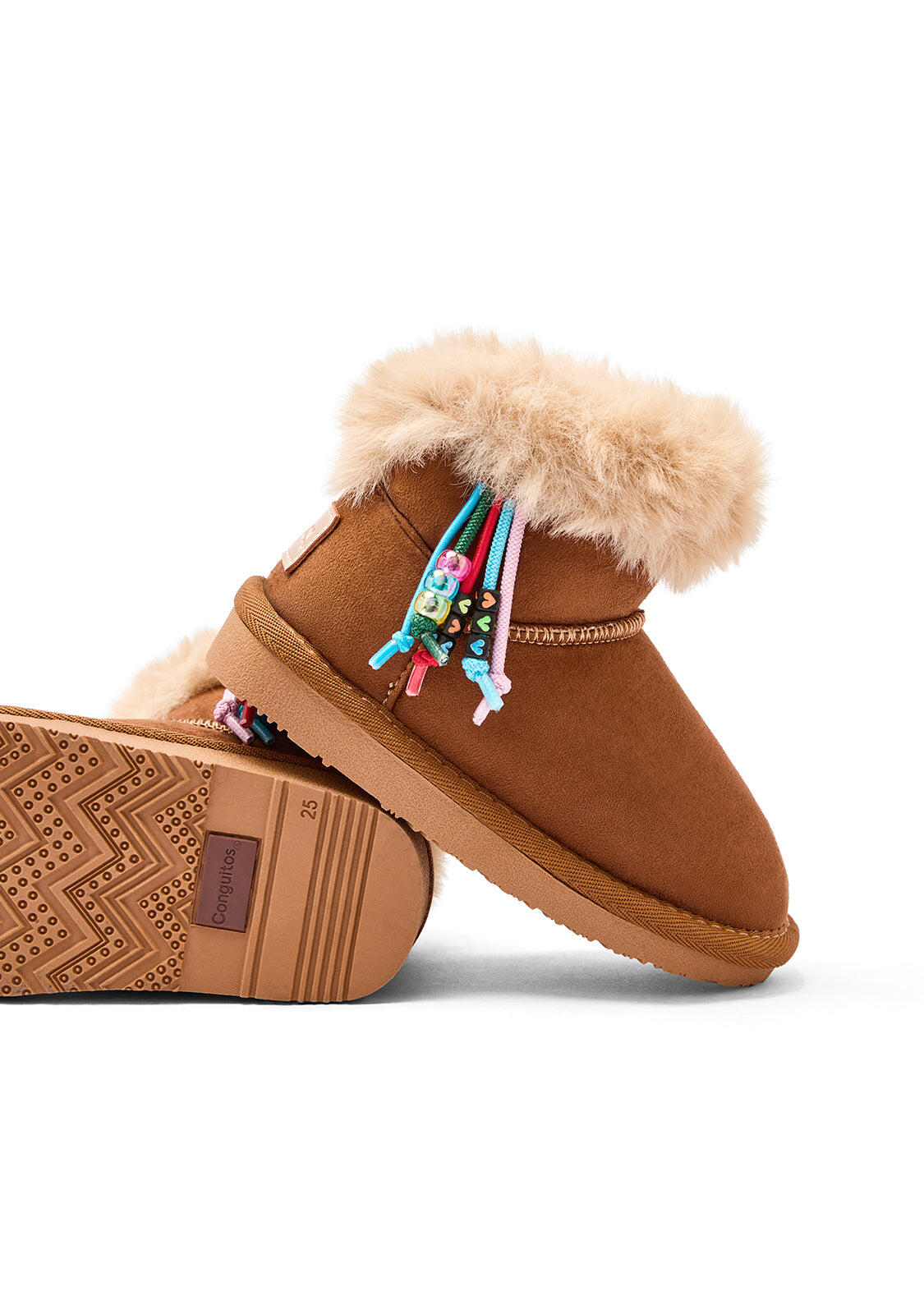 Botas de Niña Estilo Australianas Forro de Pelo con Charm 4/4
