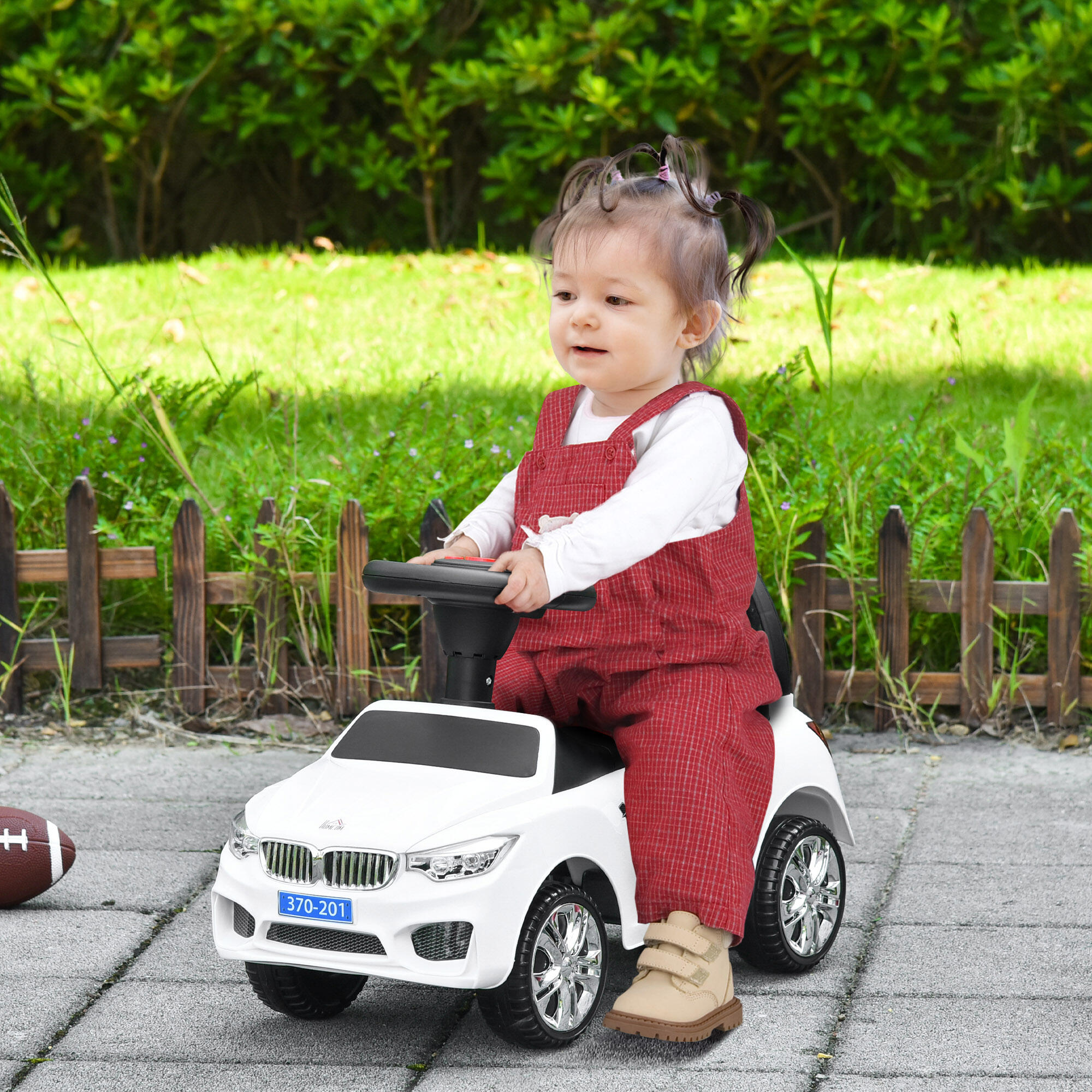 HOMCOM Macchinina per Bambini Cavalcabile Volante Fari e Musiche Bianco 2/7