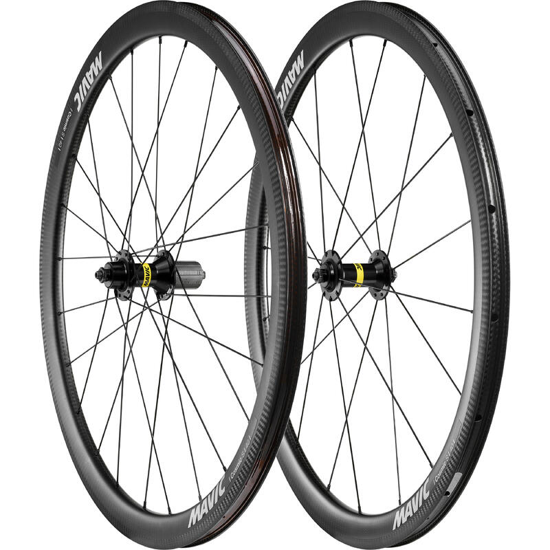 Paire de roues Mavic Cosmic S 40 RB700QRM11 promo      91600€ 99900€ -8%    * La vente débute le 18/09/2025    MAVIC Paire de roues Mavic Cosmic S 40 RB700QRM11Vendu exclusivement en ligne   