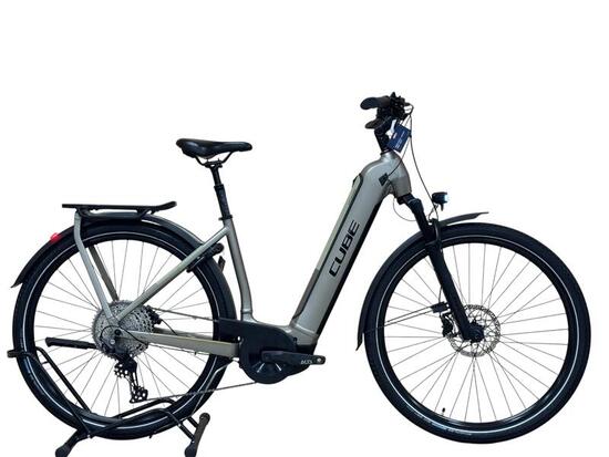 Ricondizionata-Bici elettriche Cube Kathmandu Hybrid Pro 625 - Stato eccellente