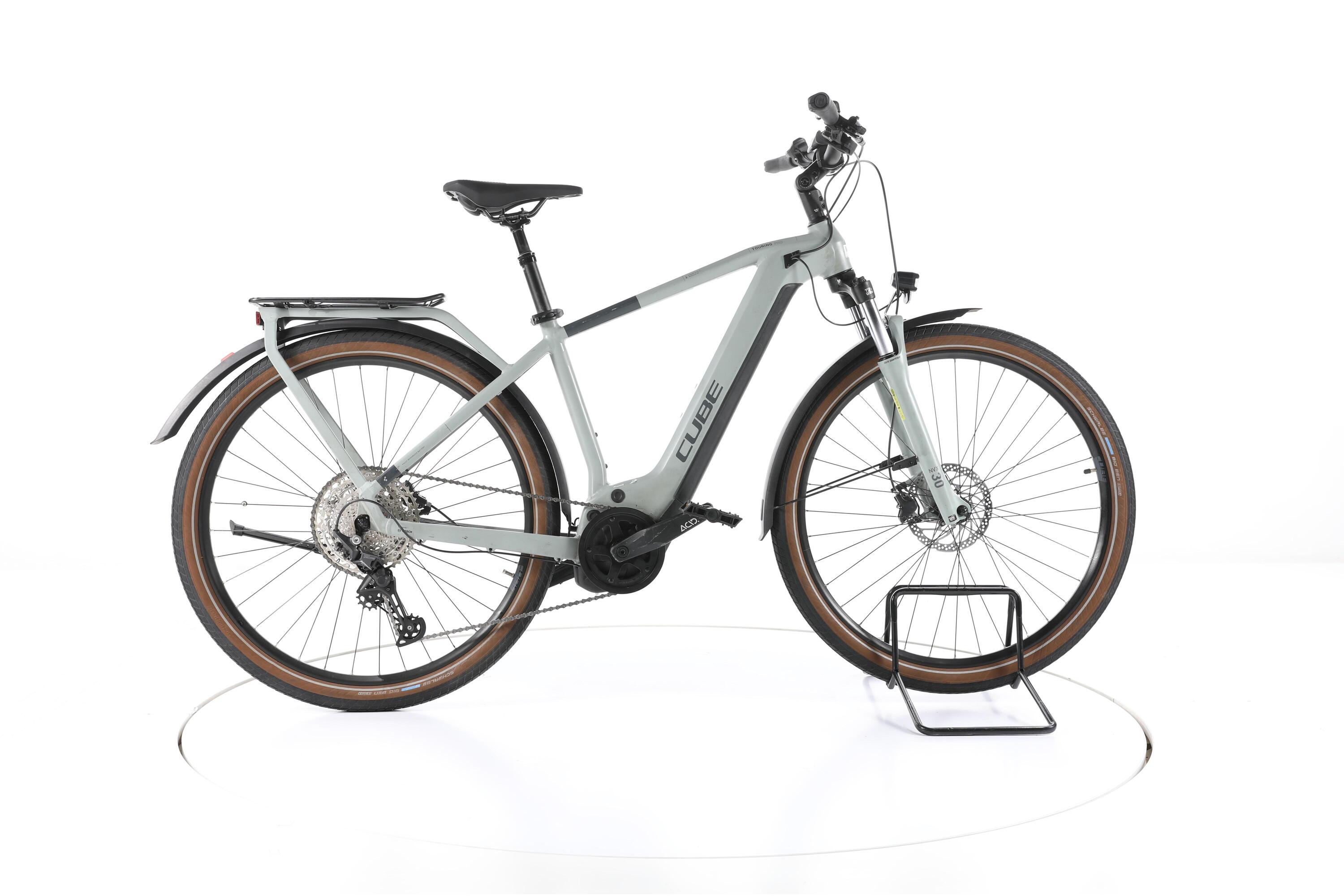 CUBE Ebike ricondizionata · Cube Touring Hybrid Pro · Come nuovo