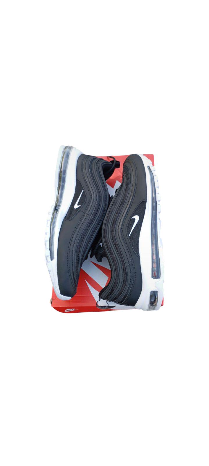 NIKE picture