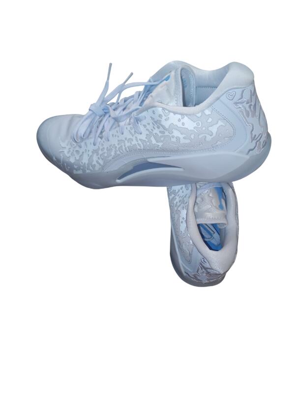 Entre Particuliers - Baskets Jordan Zion 3 4/6