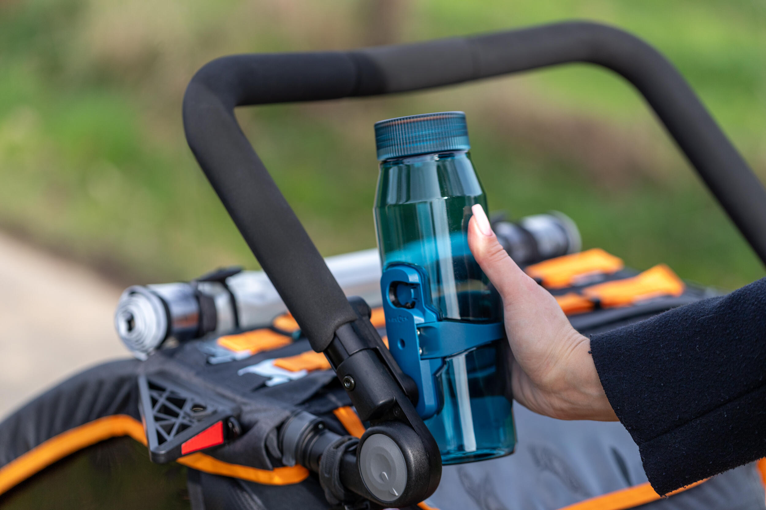 Qeridoo Fahrradanhänger Fidlock TWIST bottle 700 life blue 5/7