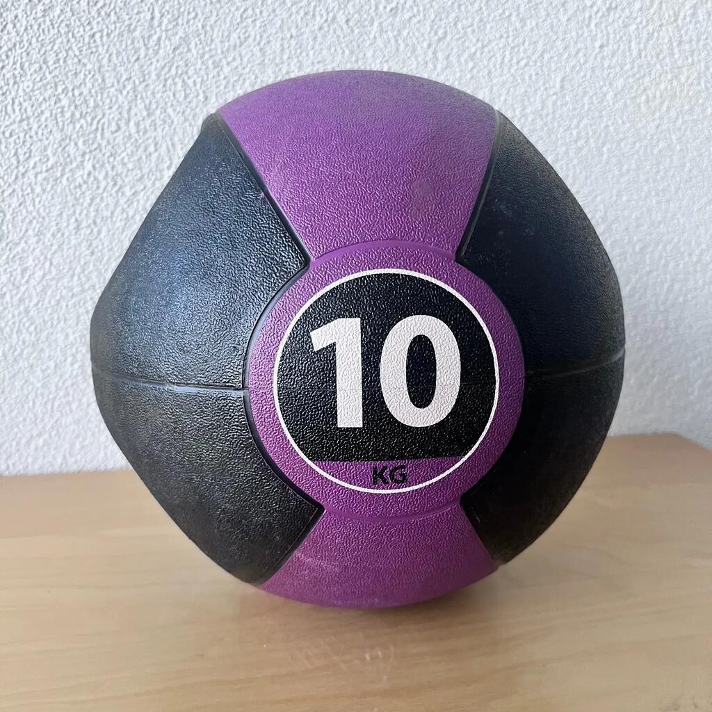 Medicine ball Pure2Improve handles 10Kg