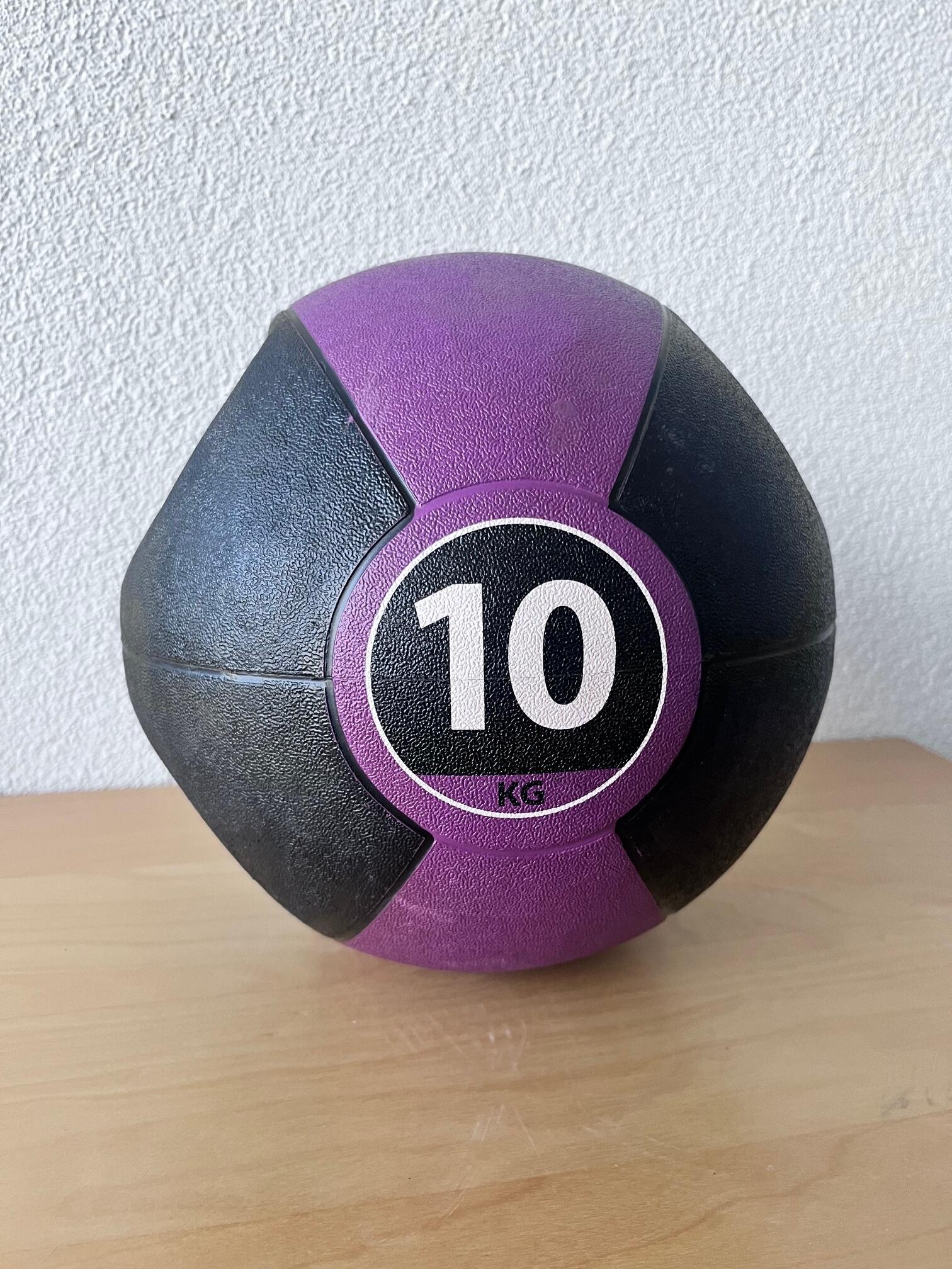 PURE2IMPROVE Medicínský míč handles 10Kg