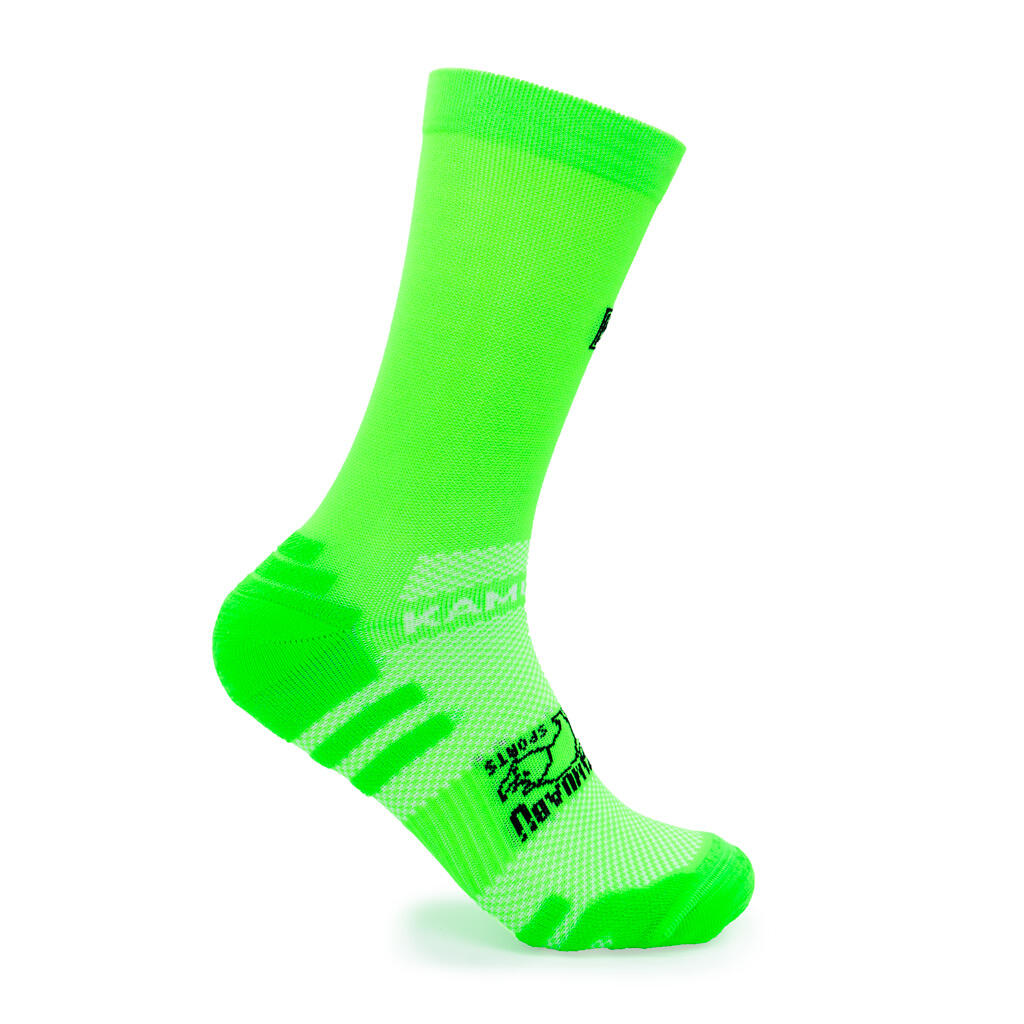 Calcetines running unisex KAMUABU verdes - transpirables y de compresión 2/4