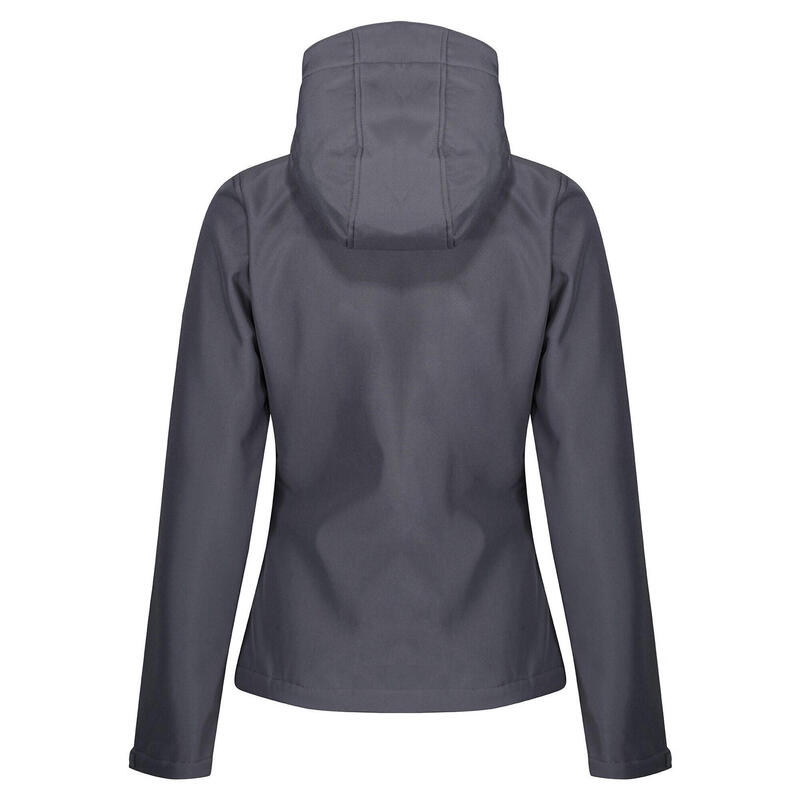 f99e647f-faa9-4c9a-9995-69419f5a7a69_c230c1