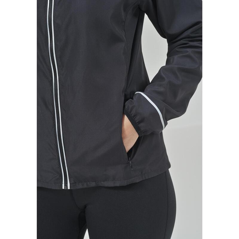 Runningjacke Shela W Jacket Wandern/Outdoor/Trekking Damen Black Atmungsaktiv