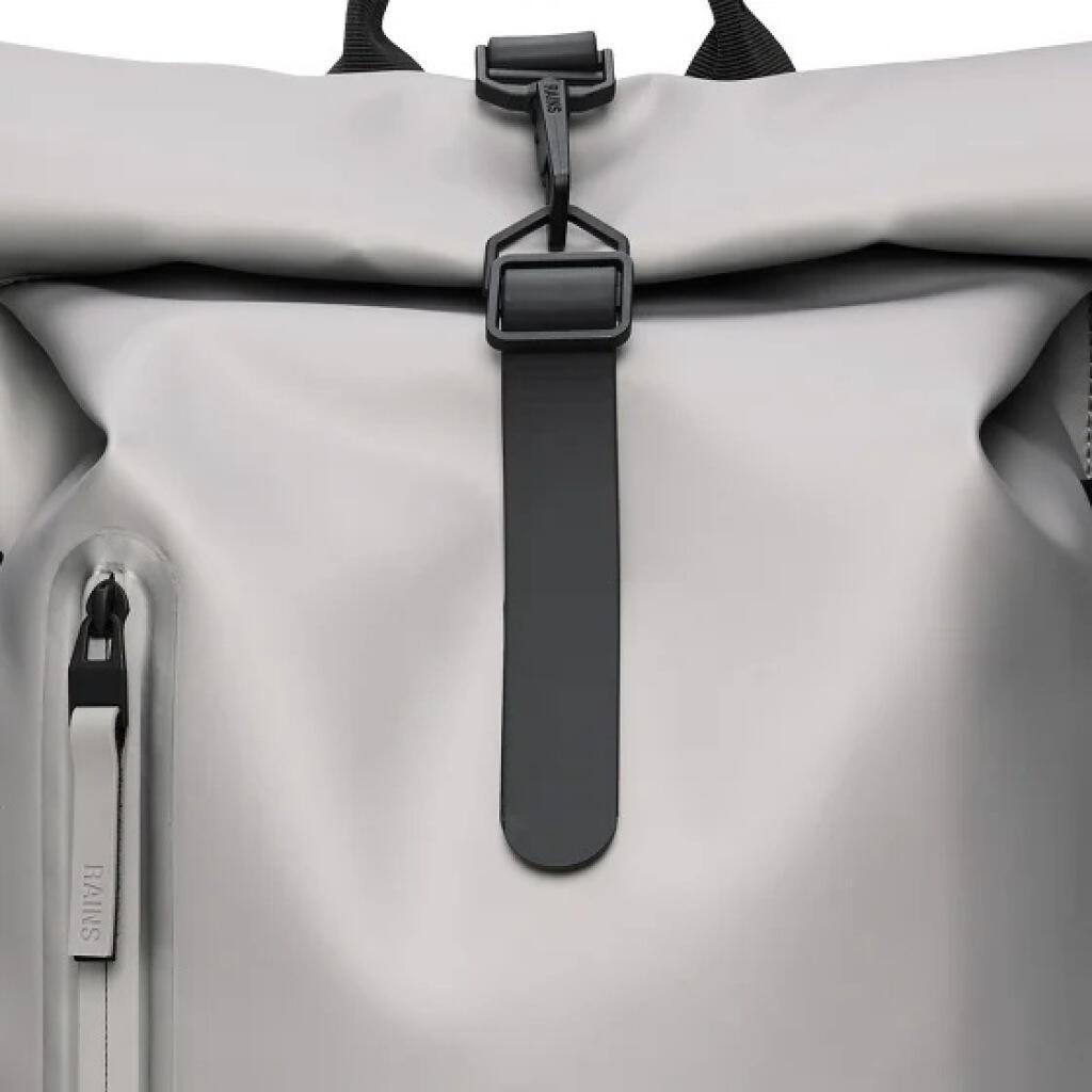 Rains Modello Rolltop Rucksack W3 Colore Beige 4/5