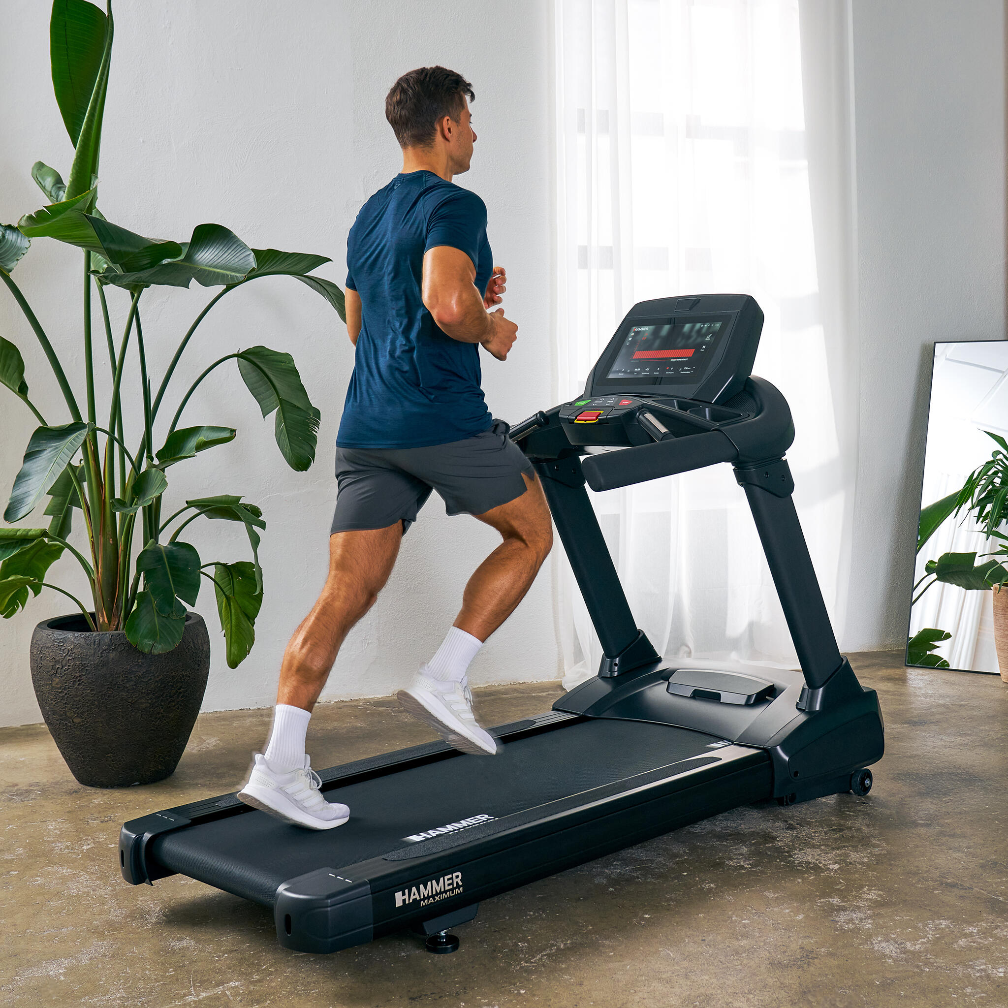 Laufband TR 8000 ’25 4/7