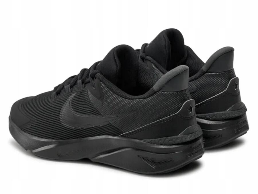 OBUWIE BUTY sporotwe NIKE Star Runner 4 DX7615-002 czarne na siłownię 38 5/7