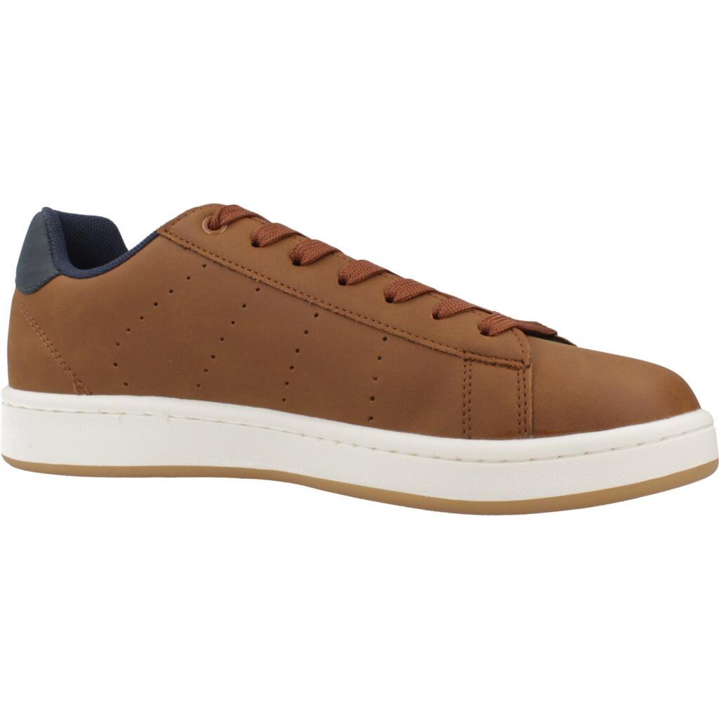 Baskets Levi's Modèle Avenue Couleur Marron 5/5