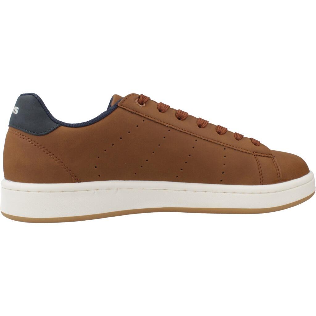 Baskets Levi's Modèle Avenue Couleur Marron 4/5