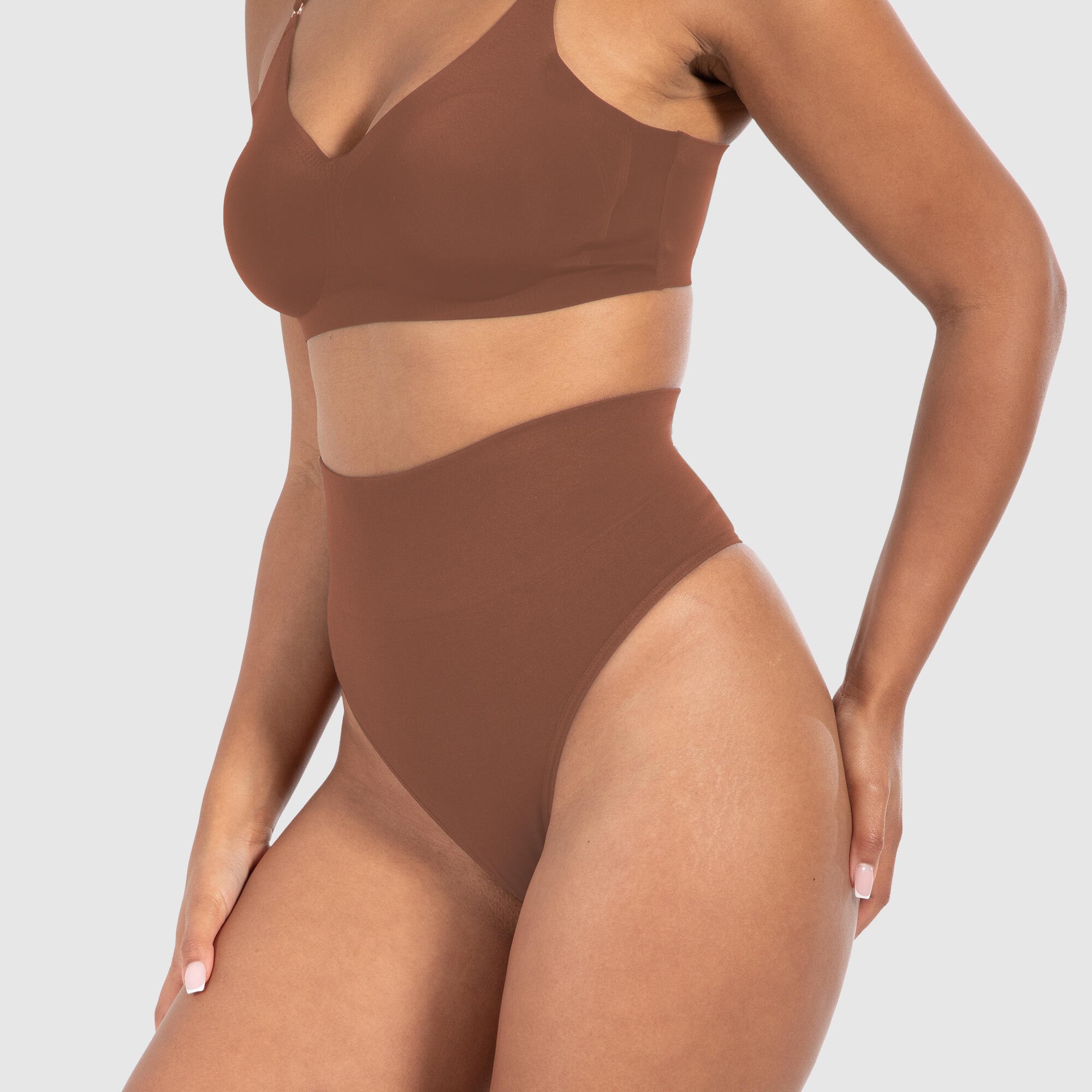 Damen Mid Waist String Nysa Braun 2/5