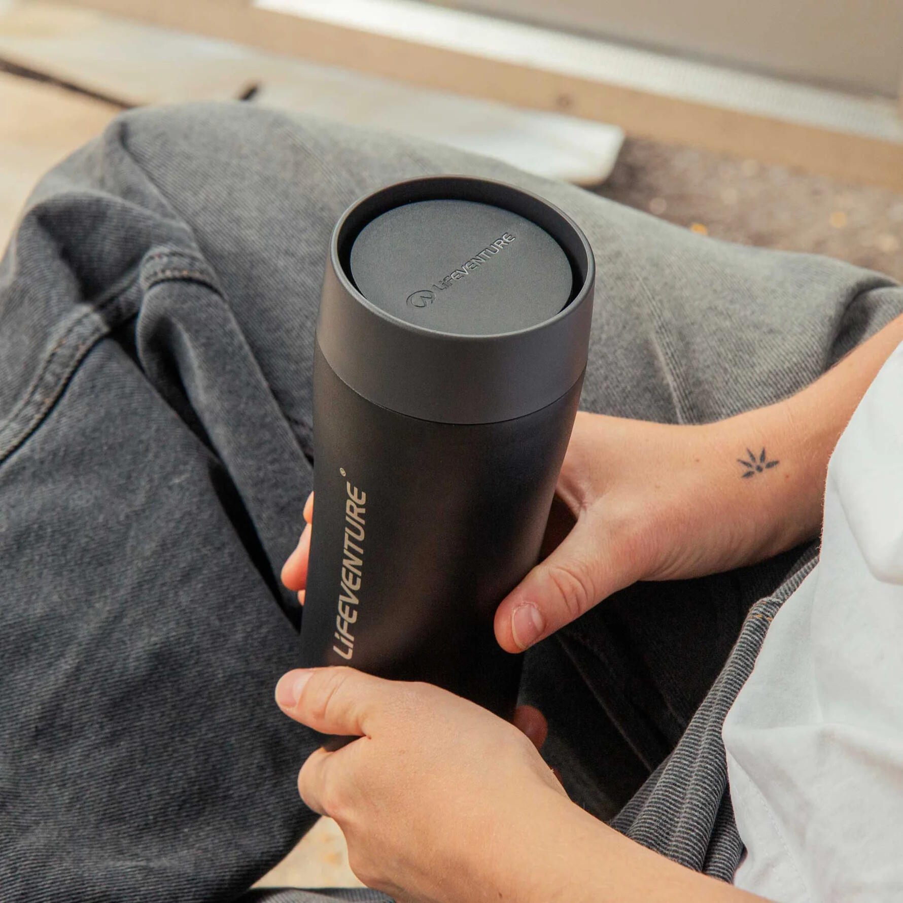 Mug isotherme Lifeventure One Touch 350 ml inox noir double paroi 2/7
