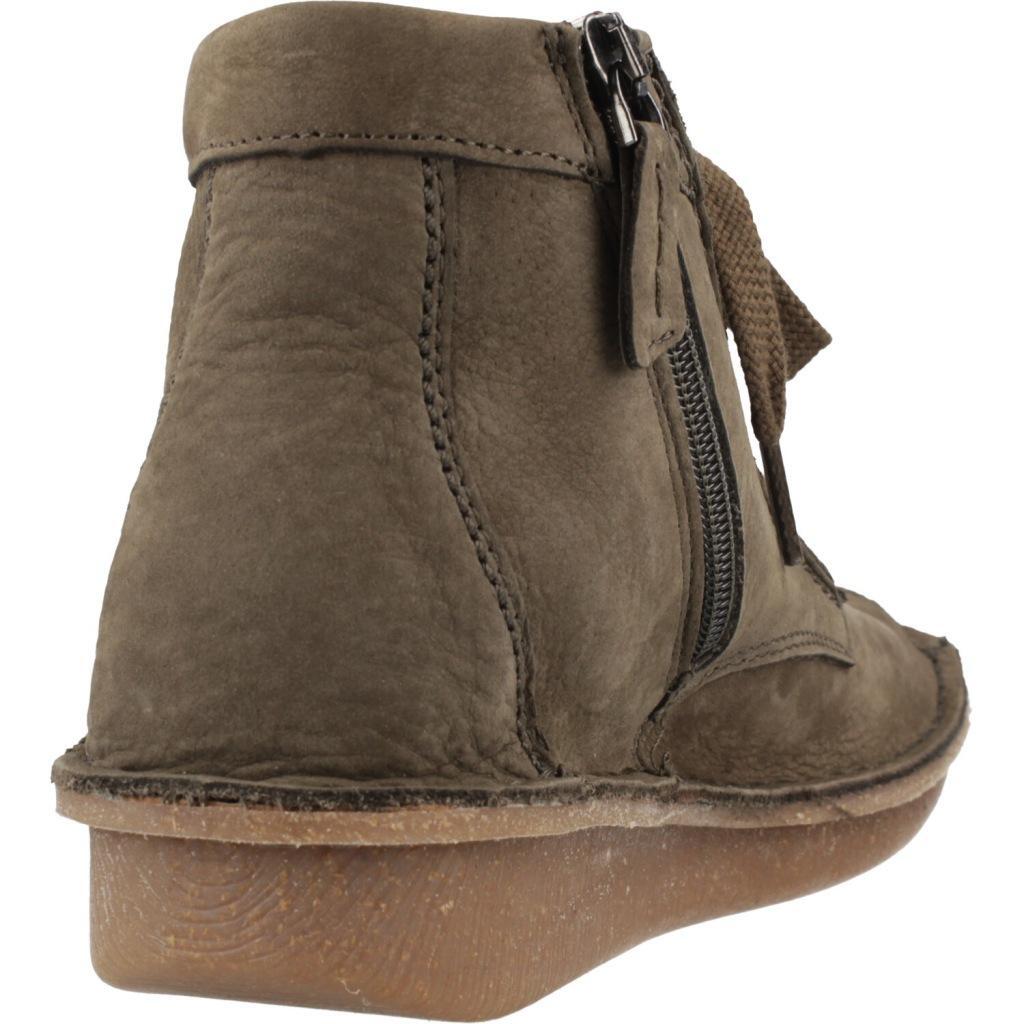 Clarks Modelo Funny Cedar Cor Verde 3/5