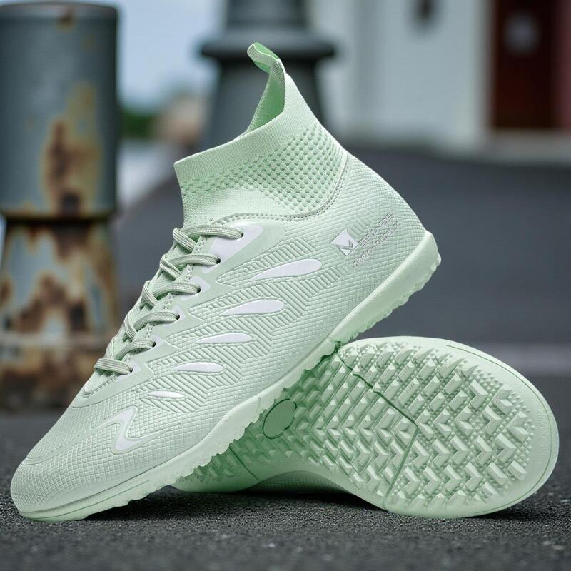 Ghete de fotbal MBrands, 8.8 cu glezna pentru teren sintetic 42 verde