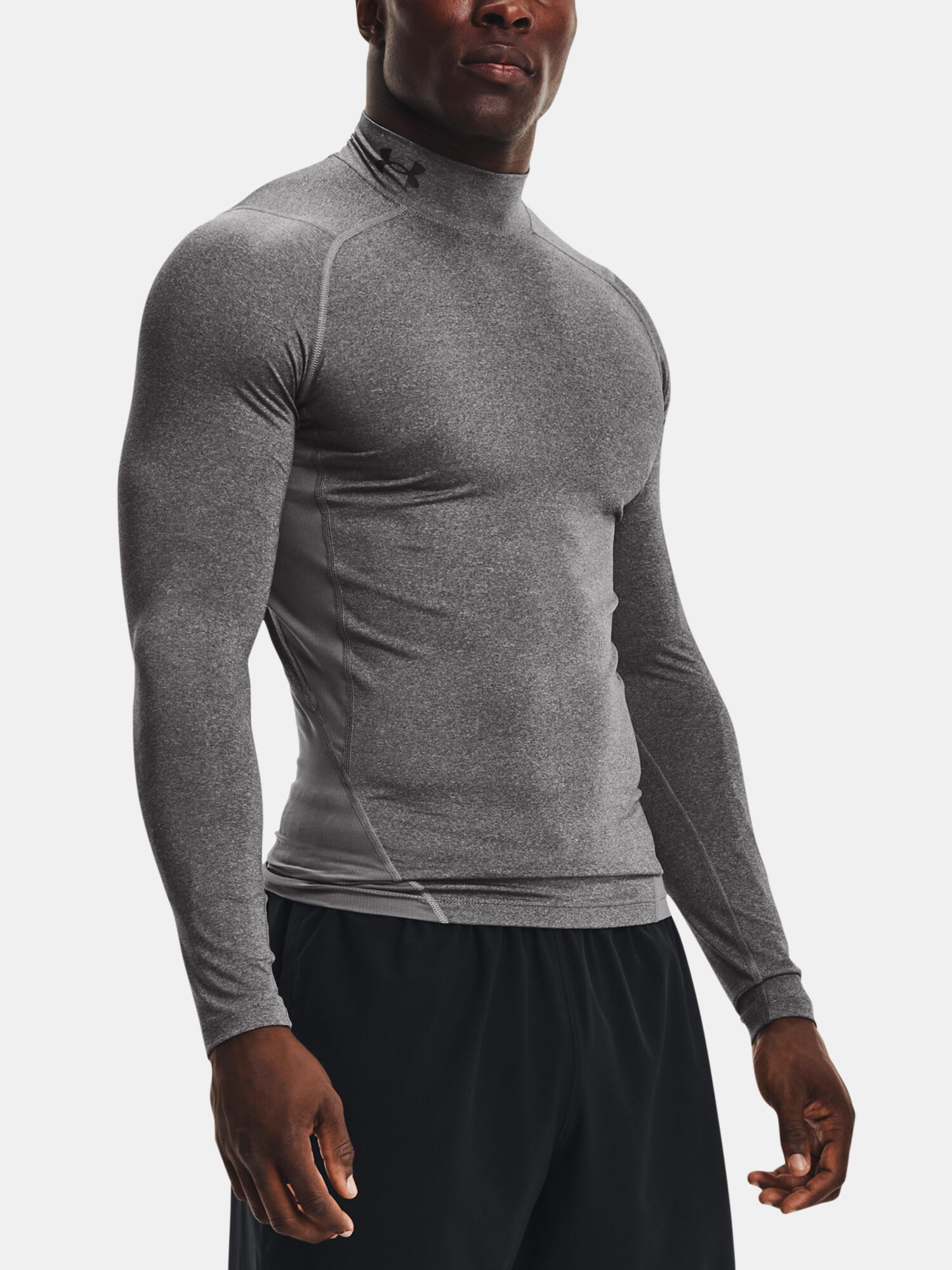 UNDER ARMOUR picture