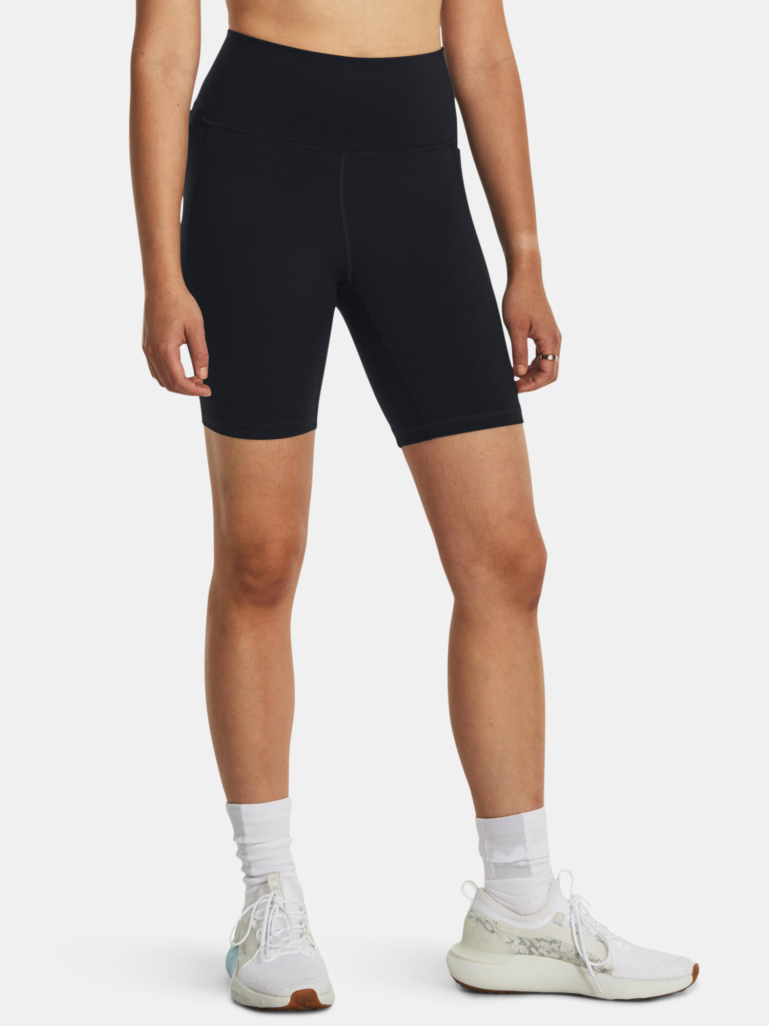 UNDER ARMOUR picture
