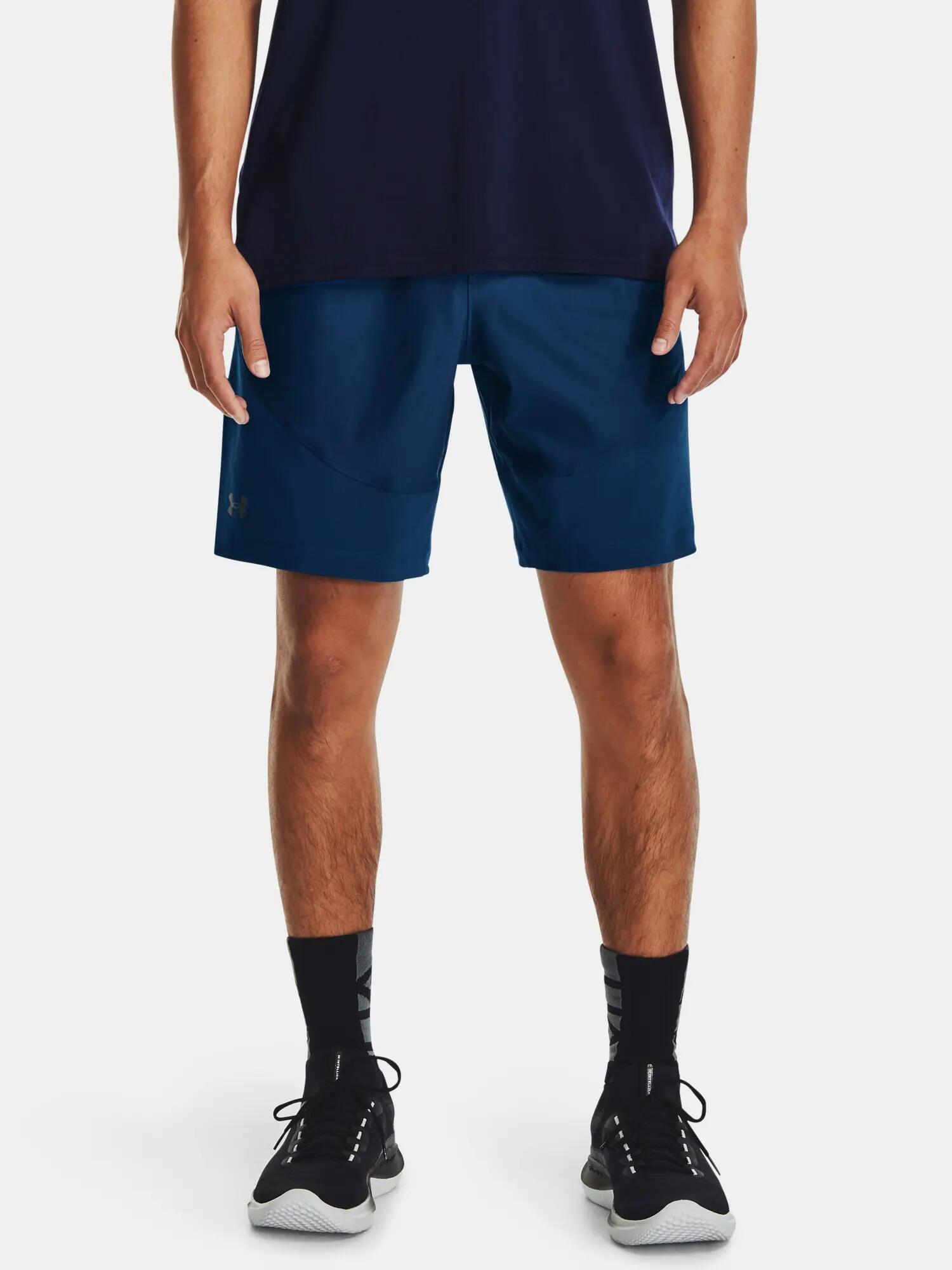UNDER ARMOUR picture
