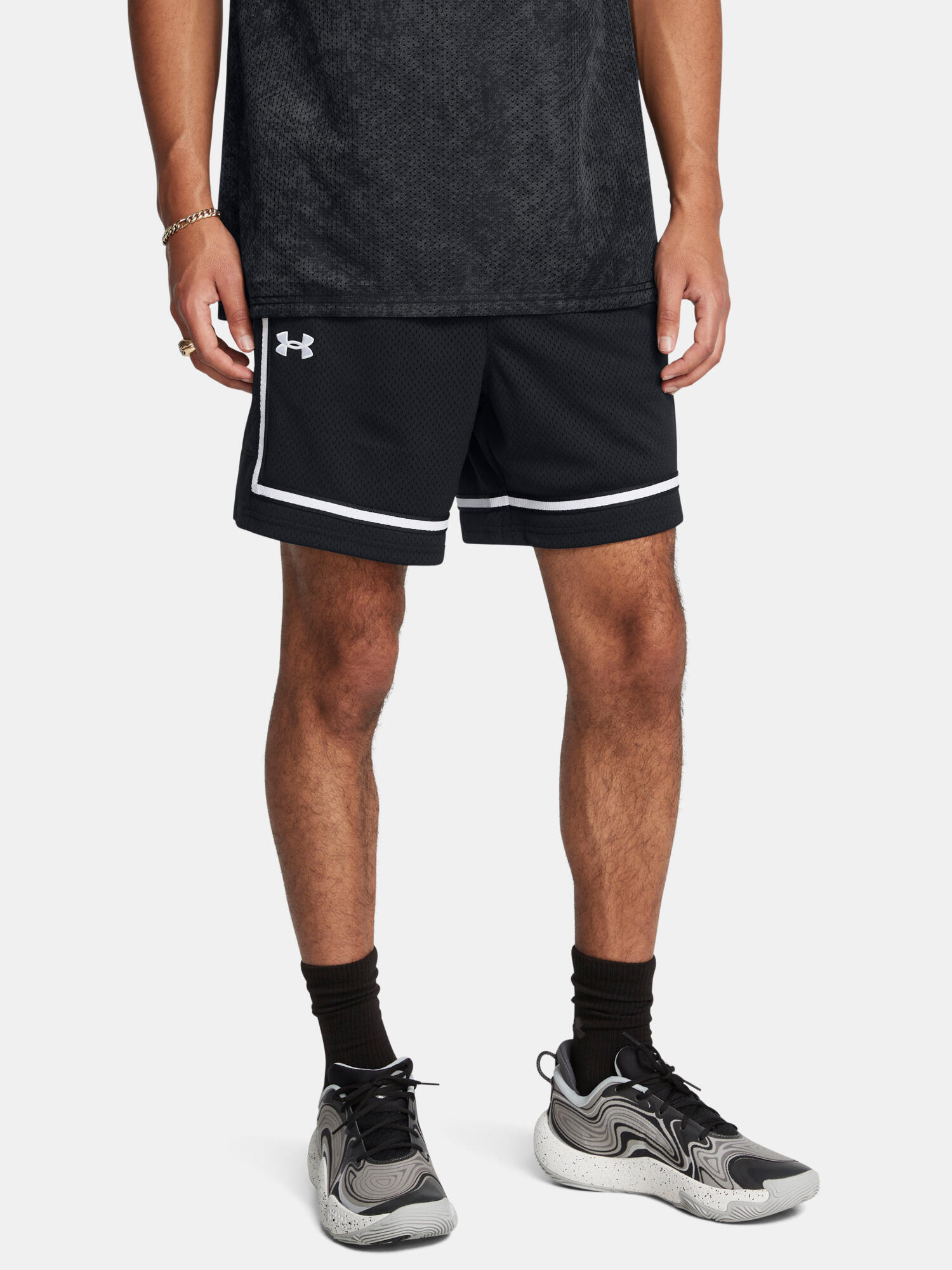UNDER ARMOUR picture