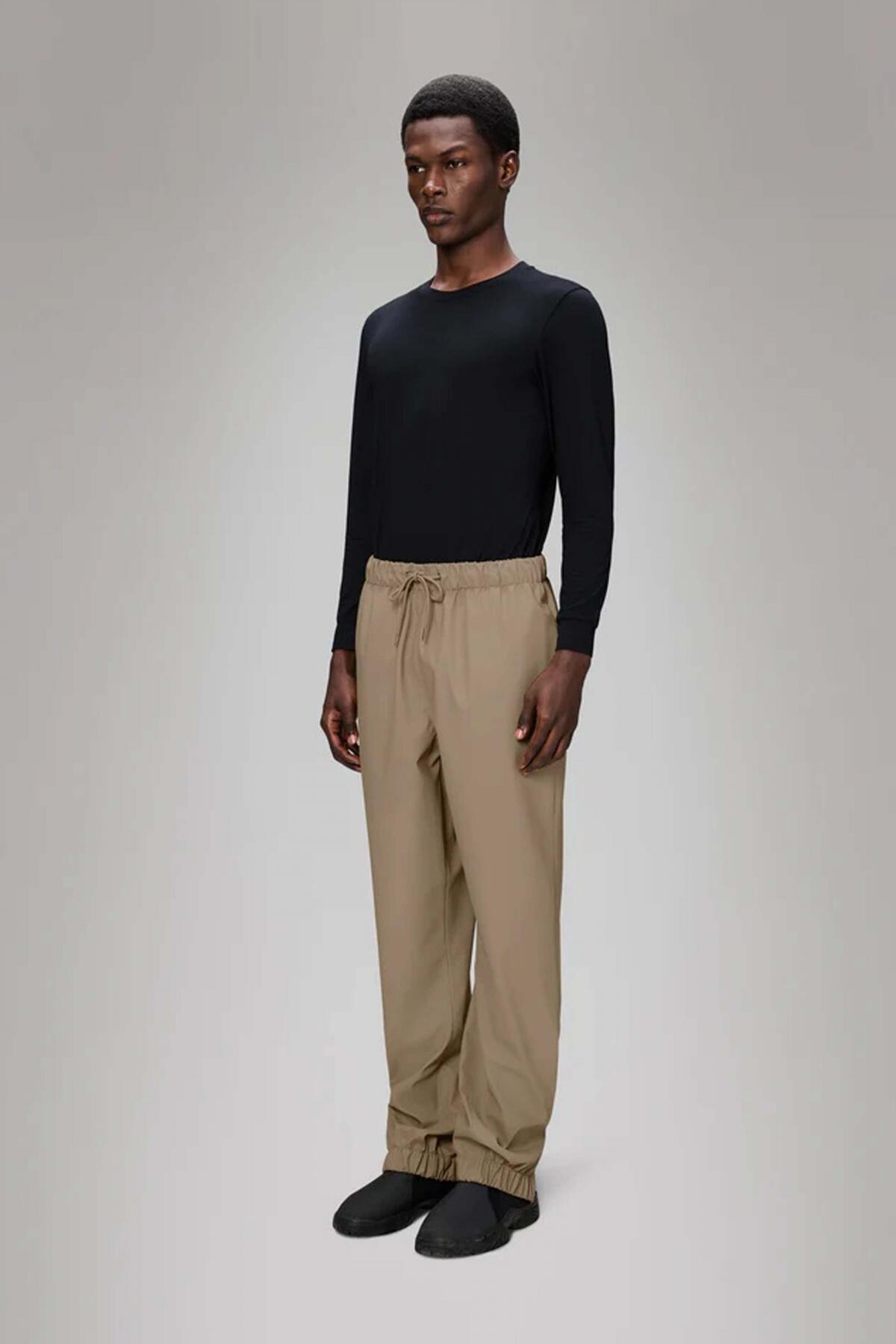 Pantaloni Rains Modello Rain Pants Regular W3 Colore Beige 5/5
