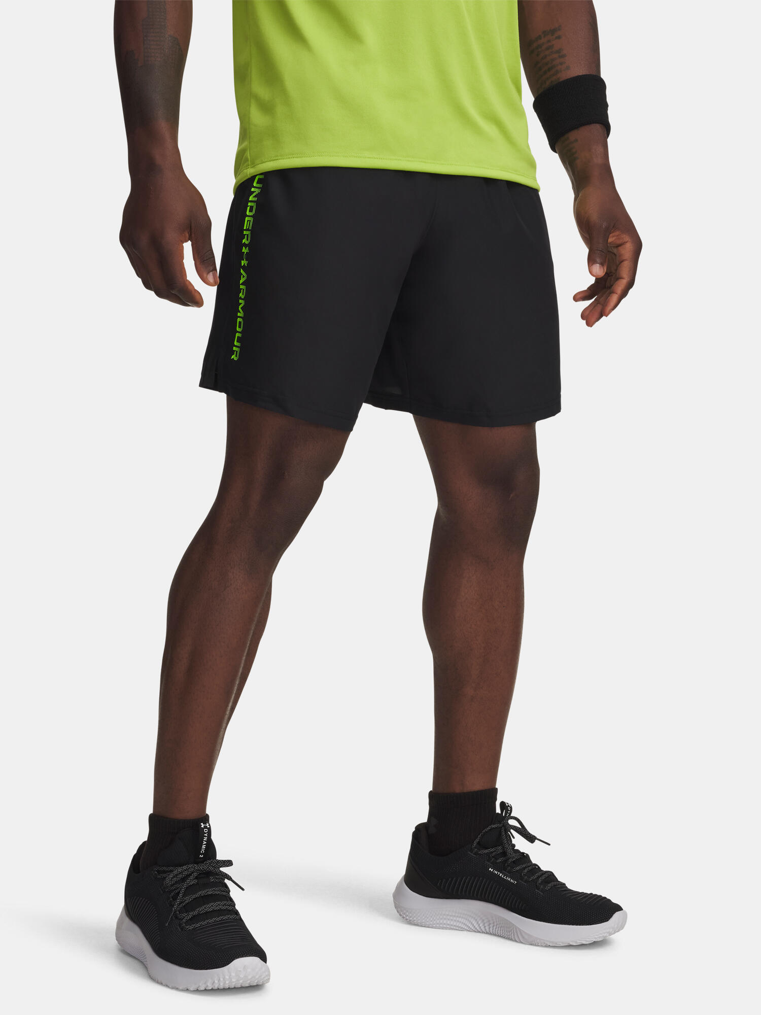 UNDER ARMOUR picture