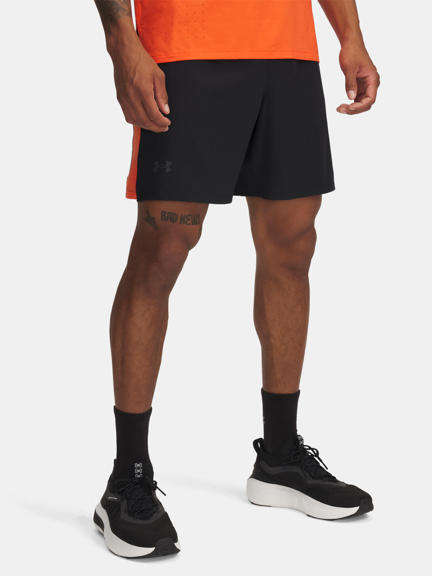 UNDER ARMOUR picture