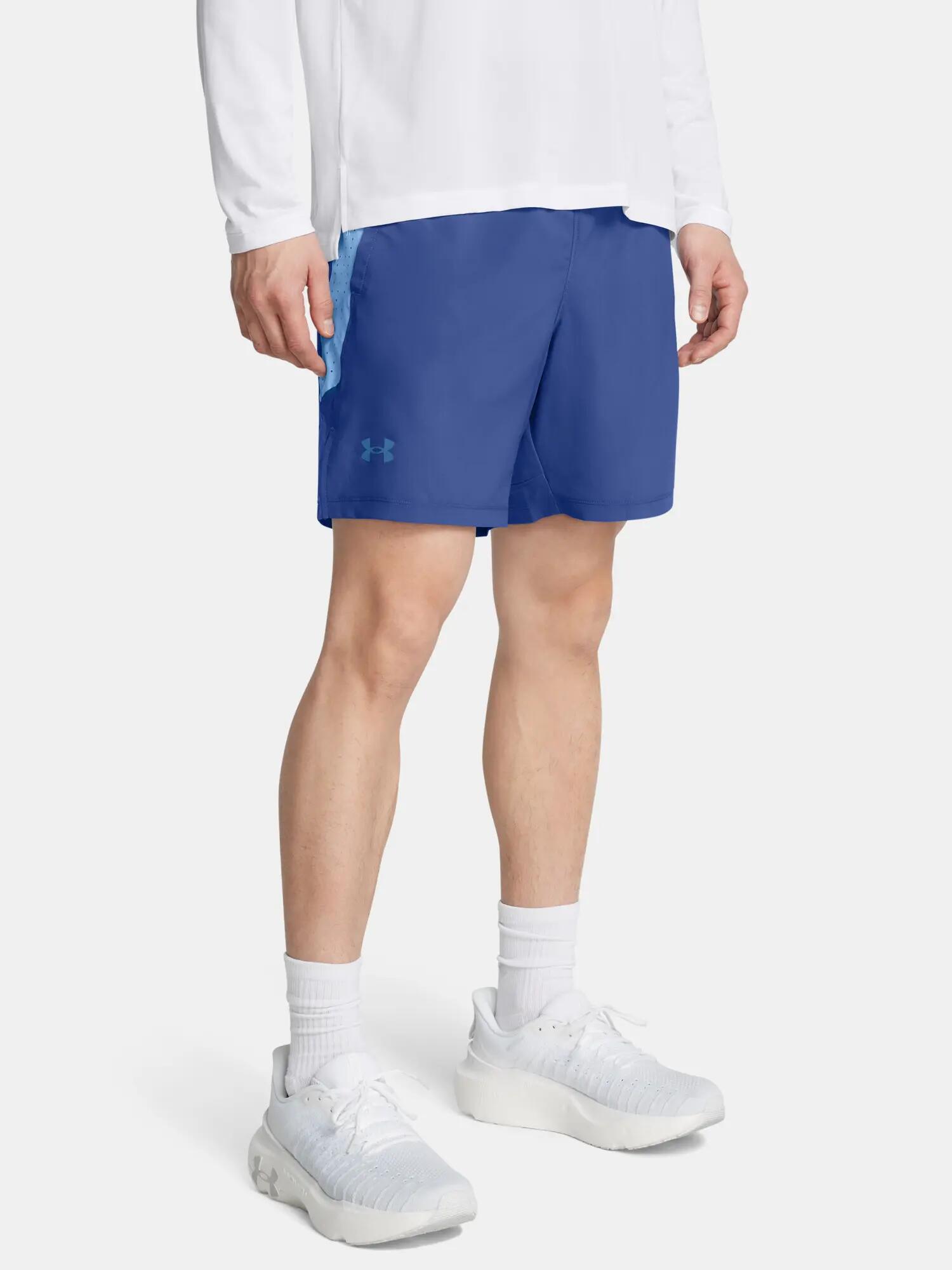 UNDER ARMOUR picture