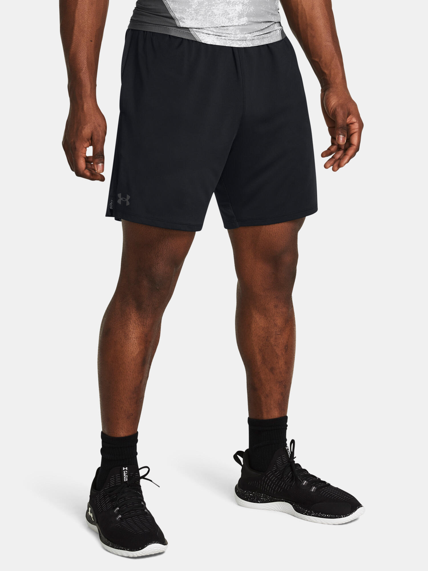 UNDER ARMOUR picture