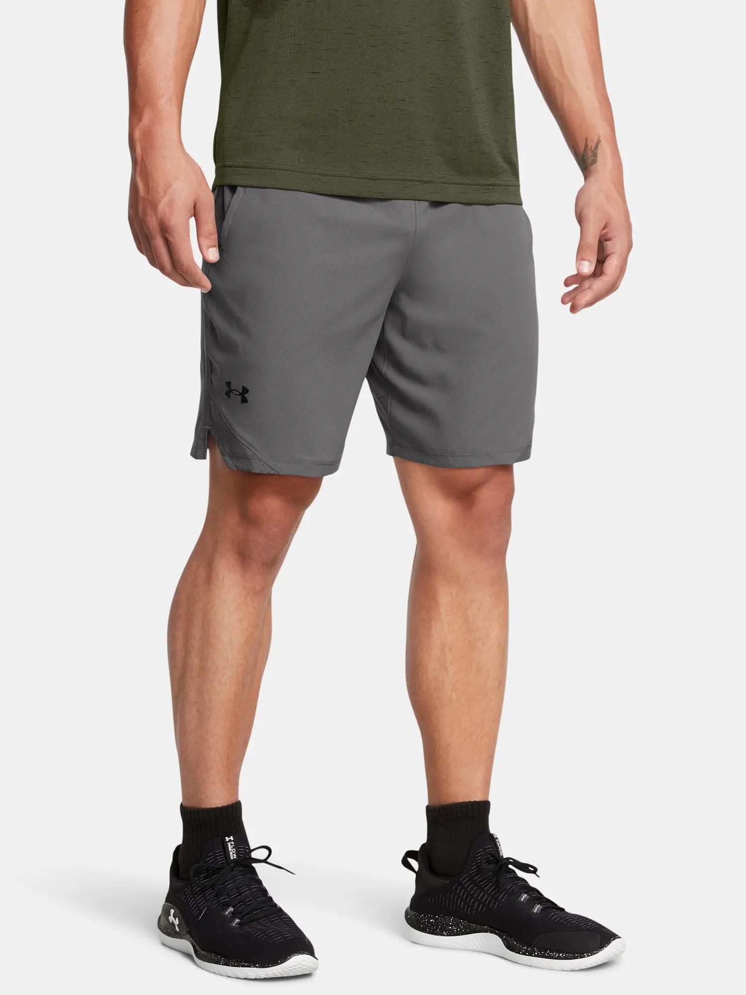 UNDER ARMOUR picture