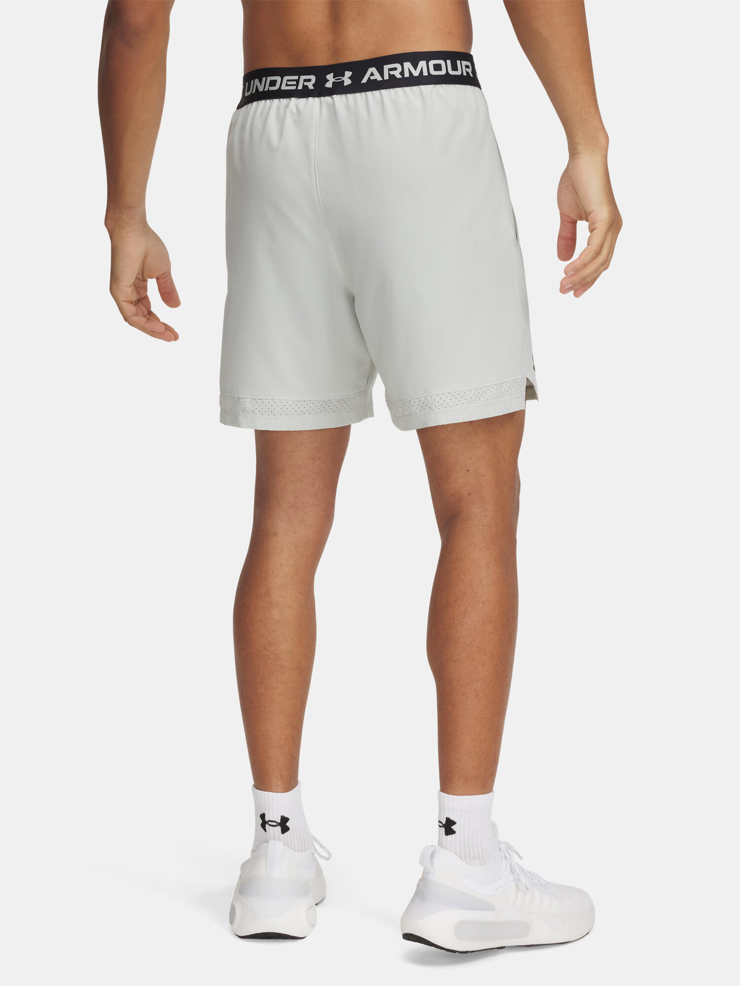 Under Armour Performance Product 2/4