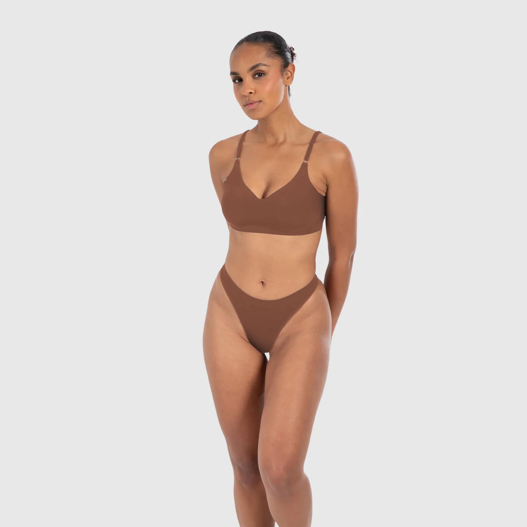 Damen String Nysa Braun 3/5