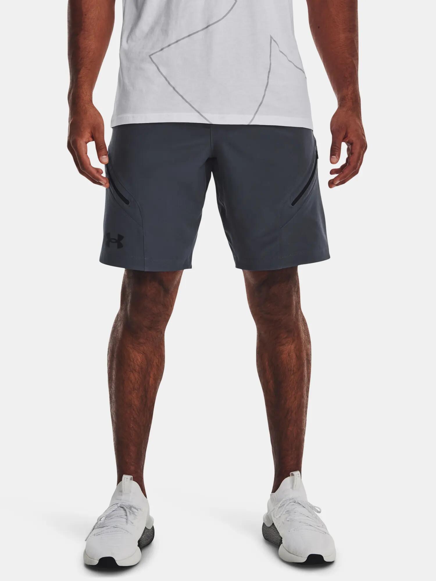 UNDER ARMOUR picture